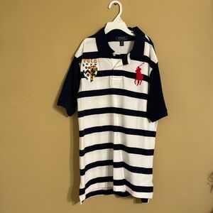 Like new Polo Ralph Lauren polo shirt boy size 14-16 in blue and white.